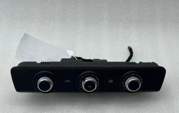 Audi Q2 - Climate control unit 83A820047F