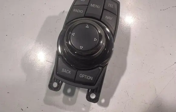 BMW 5 F10 F11 Head unit multimedia control 19226310 9255172