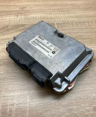 Chrysler Voyager Engine control unit/module ECU 04686870AA 0281010139