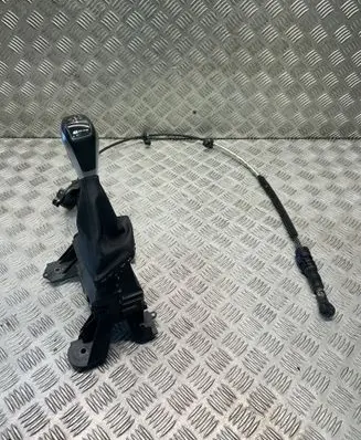 BMW 2 F45 Gear shifter/selector 8483099