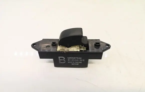 Mitsubishi ASX Electric window control switch MR587944