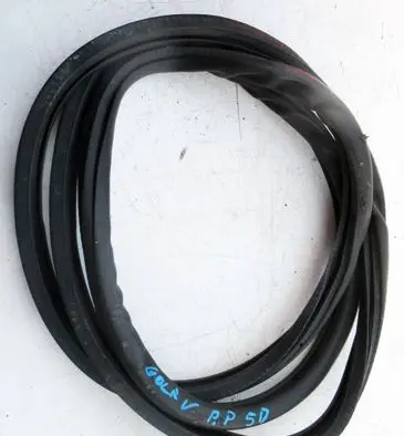 Volkswagen Golf V Front door rubber seal 