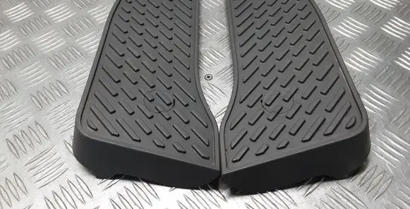 Toyota Land Cruiser (J120) Foot rest pad/dead pedal 6793360010 6793460010