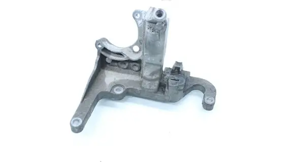 Volvo V40 Engine mounting bracket AV6Q9B470BB