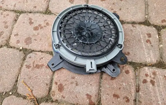 Opel Corsa F Rear door speaker 9823191980