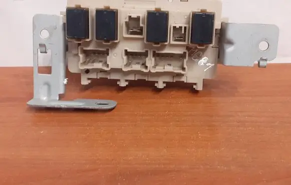 Nissan Qashqai Fuse box set 252307990A 11681