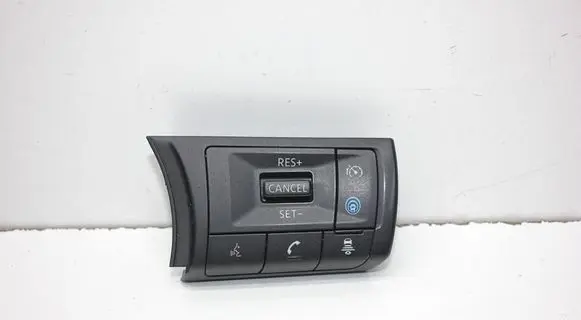 Nissan Qashqai J12 Steering wheel buttons/switches 255506RF7B