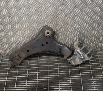 Volvo XC60 Front lower control arm/wishbone 8G9N3A053A