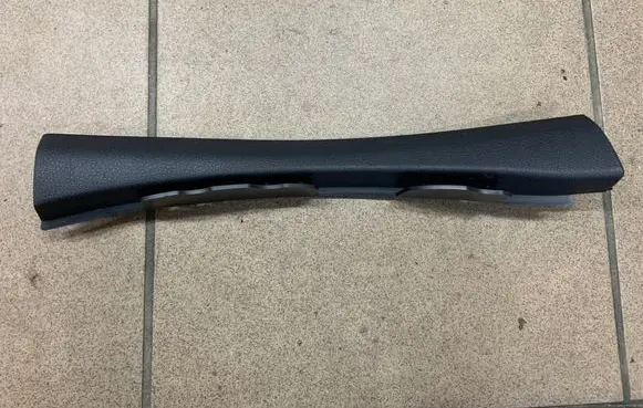 Audi A3 S3 8V Other sill/pillar trim element 8V0868203