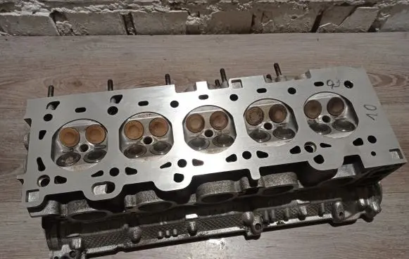 Engine head
