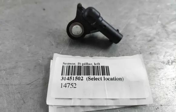 Volvo XC40 Airbag deployment crash/impact sensor 31451502 32381888