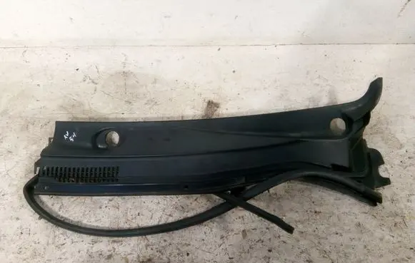 Toyota Avensis T250 Windshield trim 557820503040 5578205041 5338305030