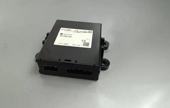 Mitsubishi Eclipse Cross Other control units/modules 8637C102