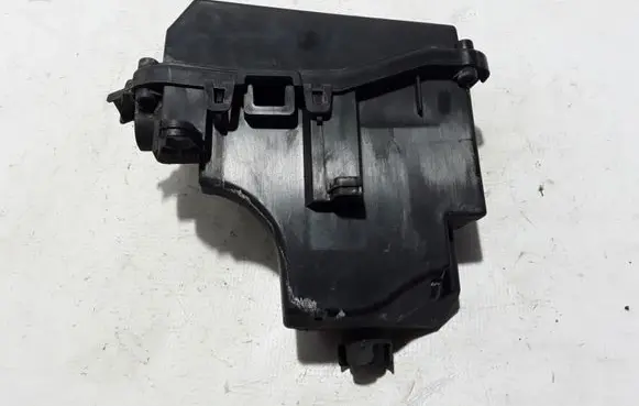 BMW 5 F10 F11 Fuse module 7638588