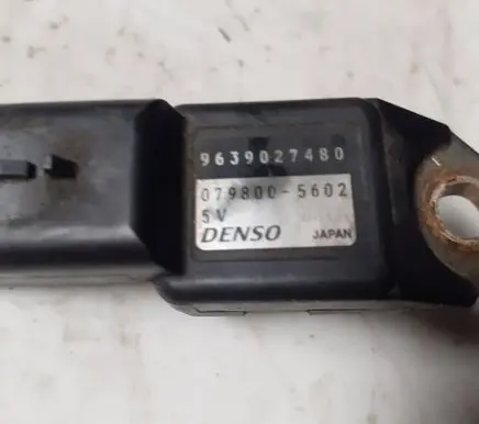 Ford Focus Air pressure sensor 9639027480