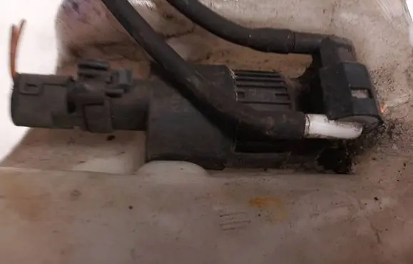 Windscreen/windshield washer pump