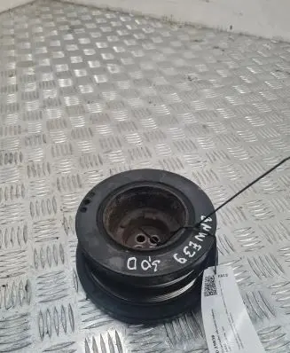 BMW 5 E39 Crankshaft pulley