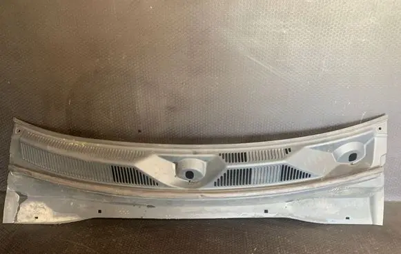 Dodge Nitro Wiper trim 55157159AG