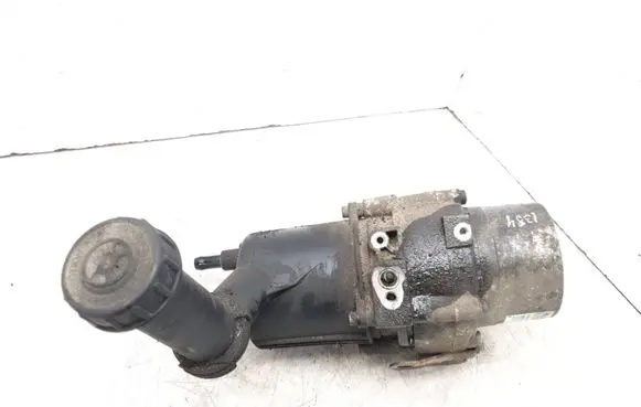 Peugeot 307 CC Power steering pump A5097809 9685588980