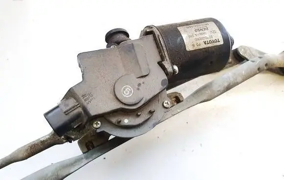 Toyota Avensis T250 Wiper motor 8511005060
