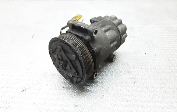 Citroen C4 I Air conditioning (A/C) compressor (pump) 9651910980