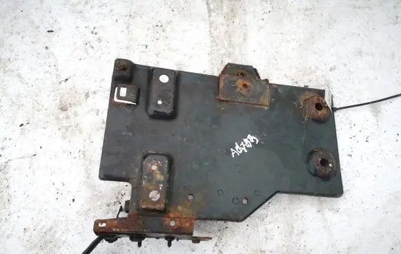 Seat Alhambra (Mk1) Battery box tray 