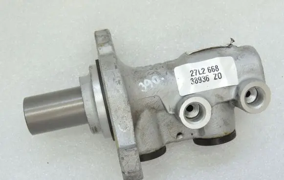 Mini One - Cooper Coupe R56 Master brake cylinder 1163464 34311163464 6786585