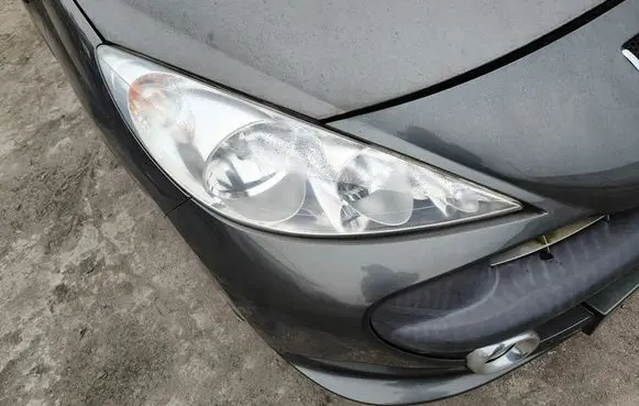 Peugeot 207 Headlight/headlamp