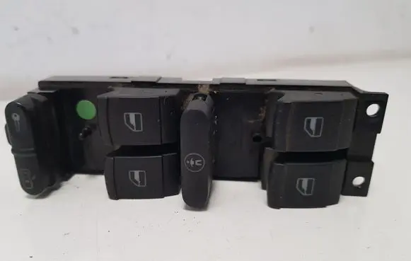 Volkswagen Golf IV Electric window control switch 1J4959857A 03755020