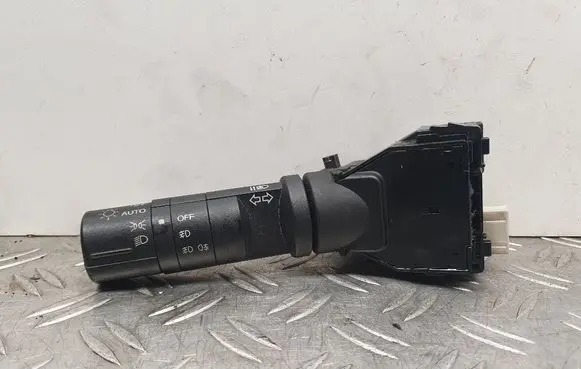 Nissan Pathfinder R51 Indicator stalk 25540EB307