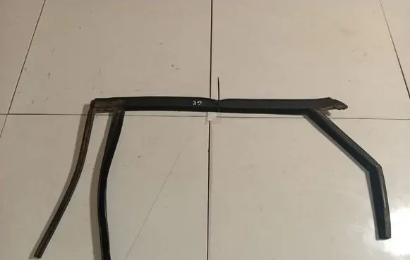 Ford Mondeo MK IV Rear door glass trim molding 7S71A25825