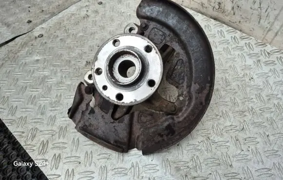Volvo V60 Front wheel hub