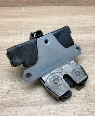 Land Rover Range Rover Sport L320 Tailgate/trunk/boot lock/catch/latch FQR500130 355007
