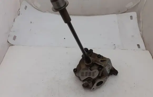 Audi A5 8T 8F Oil pump 059115105 059109341A