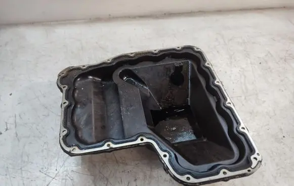 Jaguar XF X250 Oil sump 9X2Q6675CB