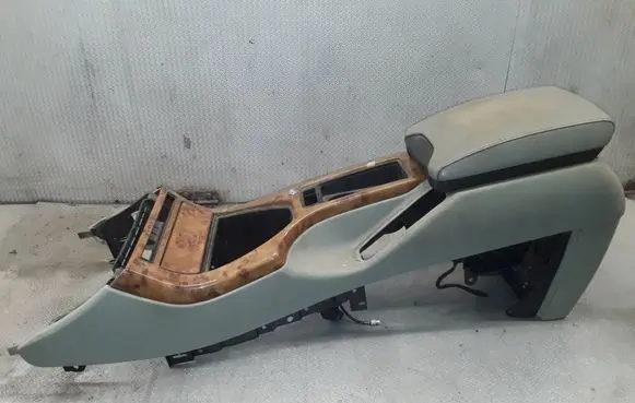 BMW X5 E53 Armrest 