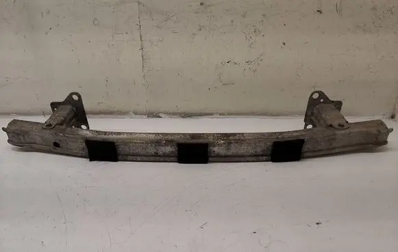 Renault Megane II Front bumper cross member 8200011108