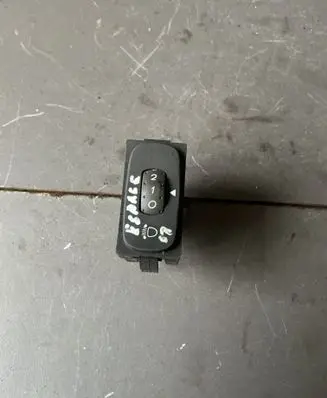 Renault Espace - Grand espace IV Headlight level height control switch 8200147868