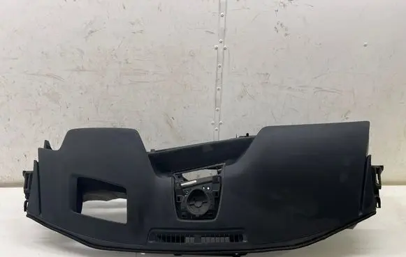 Mazda 3 Dashboard B0J960381 B0J960A61