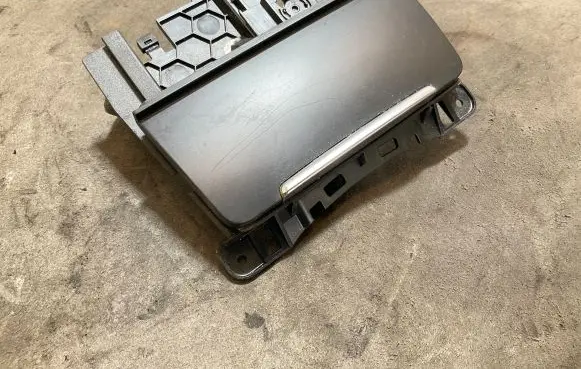 Audi A5 8T 8F Car ashtray 8K0857951