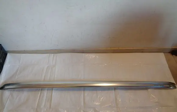 Roof bar rail