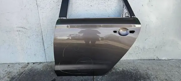 Hyundai i30 Rear door 