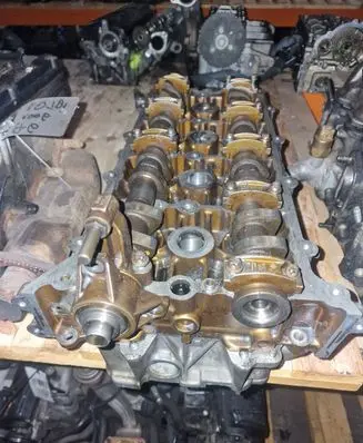 Porsche Cayenne (9PA) Engine head 