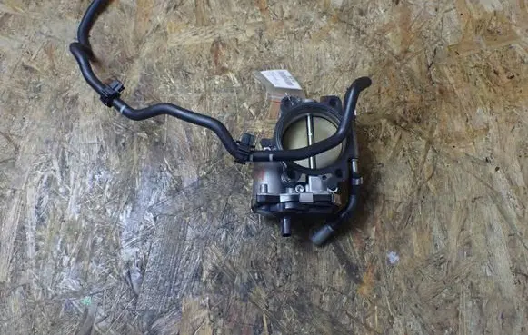 Jaguar XJ X351 Throttle valve A2C90654700
