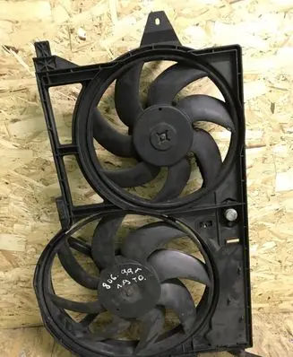 Peugeot 806 Radiator cooling fan shroud