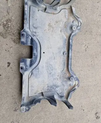 Mercedes-Benz E W212 Engine splash shield/under tray A2125201323