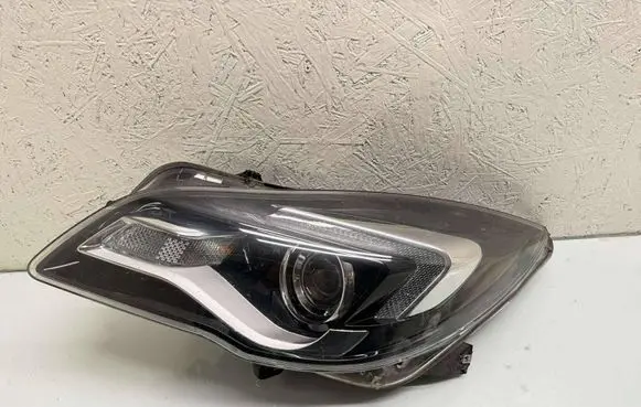 Opel Insignia A Headlight/headlamp 13409908
