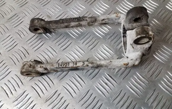 Jeep Cherokee III KJ Lower shock absorber bracket 52088770AC
