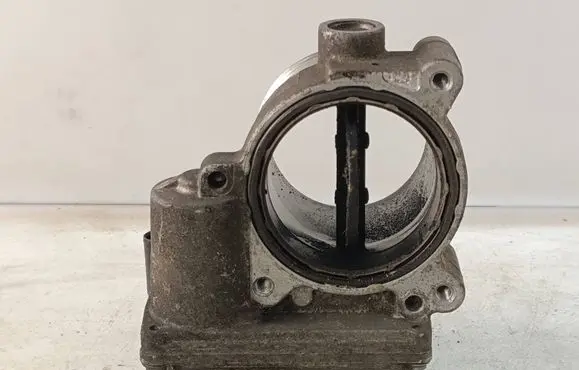 Audi A6 S6 C6 4F Throttle valve 4E0145950D