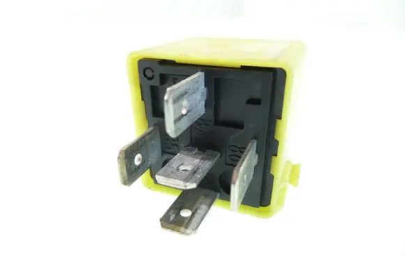 Mercedes-Benz C W202 Other relay A0025421419 487